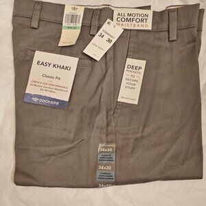 Mens Dockers , 3 pairs, size 34-30, new